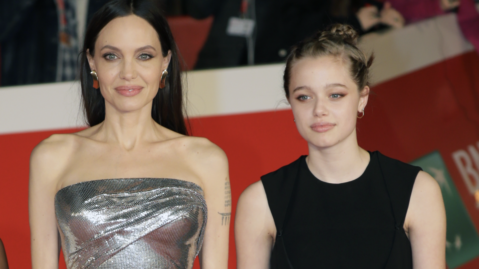  Angelina Jolie et Shiloh sur le tapis rouge @BestImage