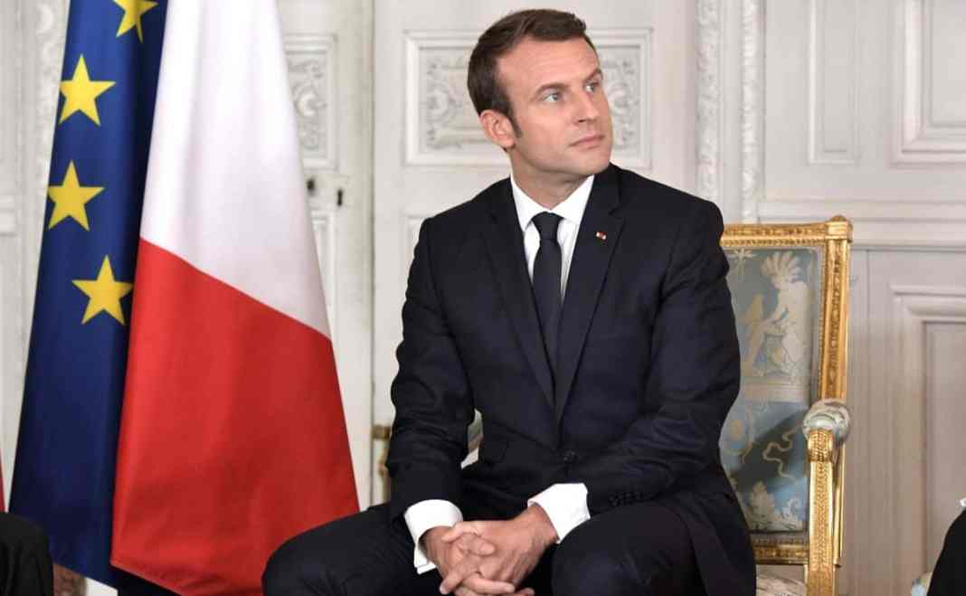 Emmanuel Macron copieusement insulté durant sa présence lors d'un festival