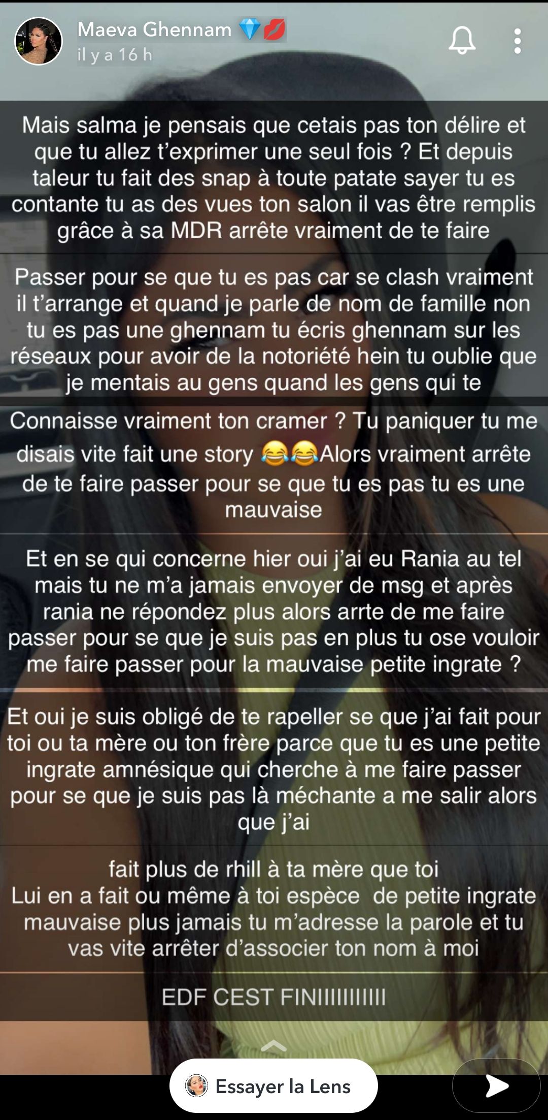 Maeva Ghennam s'emporte contre sa cousine qui réplique @Snapchat Maeva Ghennam s'emporte contre sa cousine qui réplique @Snapchat