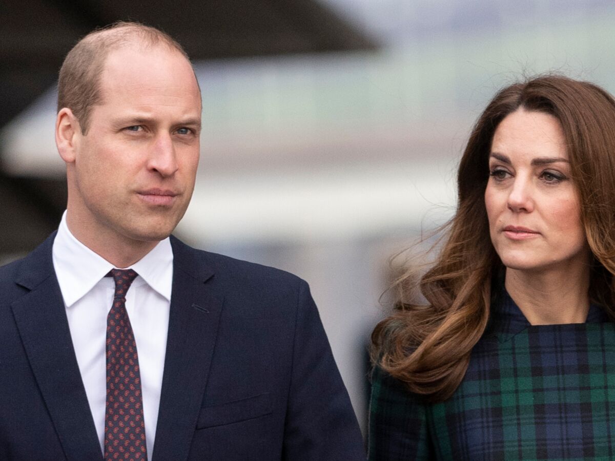 Elizabeth II sous surveillance médicale : Kate et William inquiets... Ce geste qui en dit long