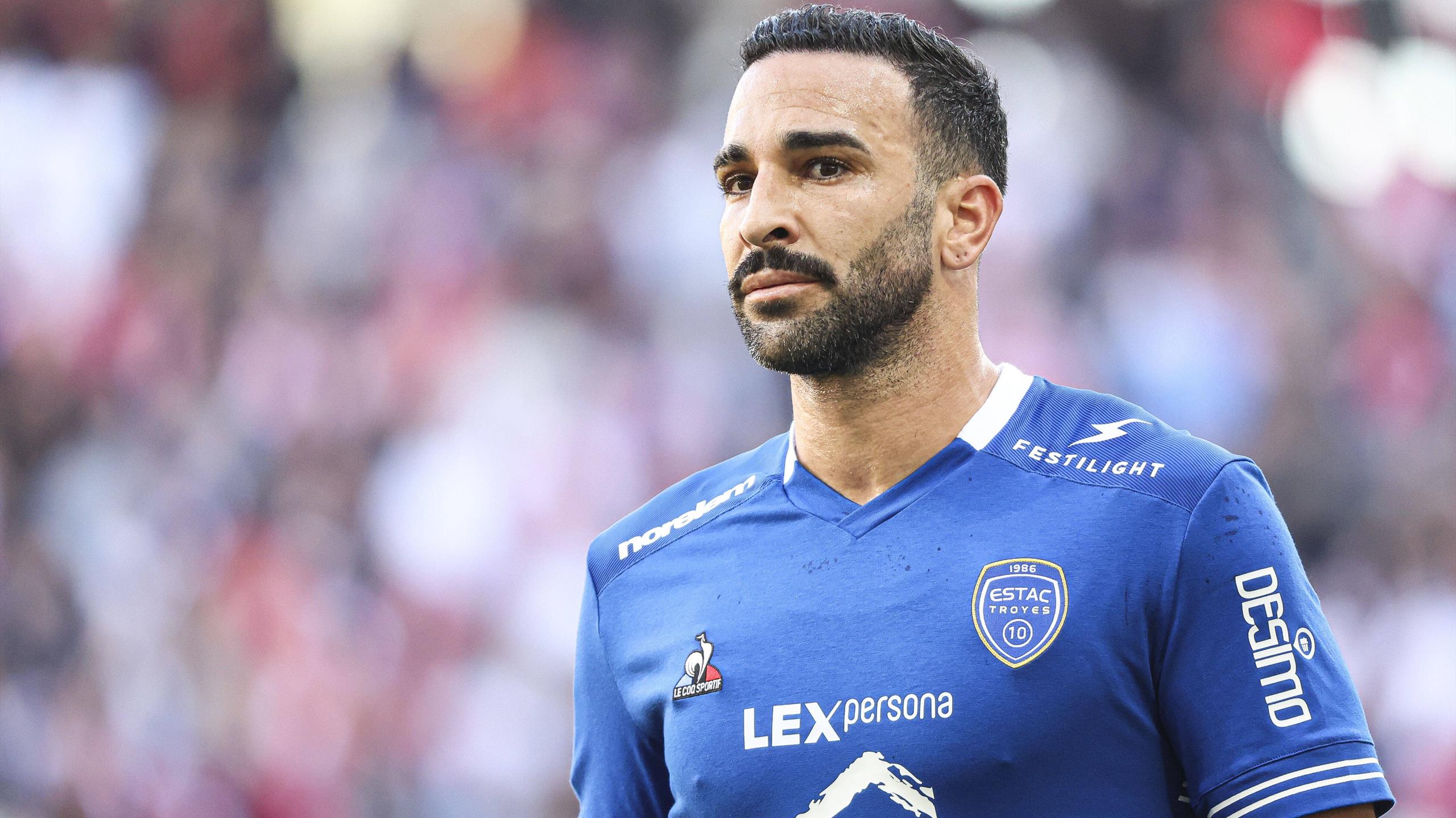 Adil Rami séparé de Léna Guillou : le footballeur se confie sur sa vie sentimentale