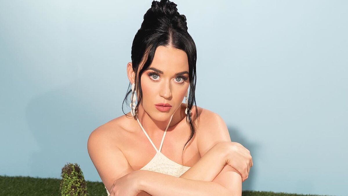 Katy Perry, la moitié du visage paralysée ? Les théories les plus folles voient le jour