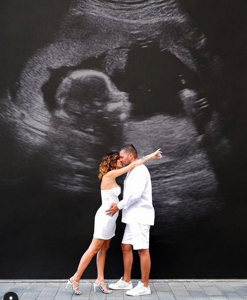 "Si heureuse", Sarah Lopez révèle attendre son premier enfant