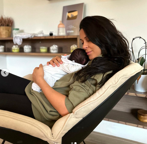 Shanna Kress: Maman comblée, elle sort pour la première fois avec son bébé