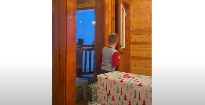 Ces enfants attendaient le Père Noël… ils ont eu une mauvaise surprise !