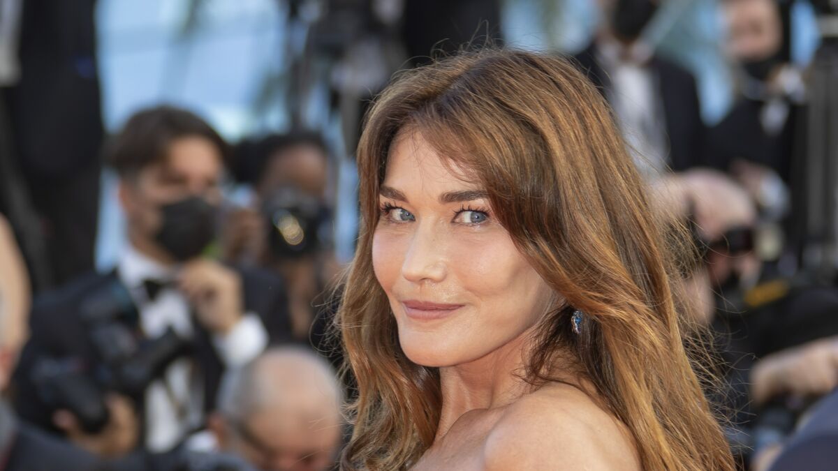 Carla Bruni : sa blague sur le prince Harry et Meghan Markle provoque la colère de la Toile