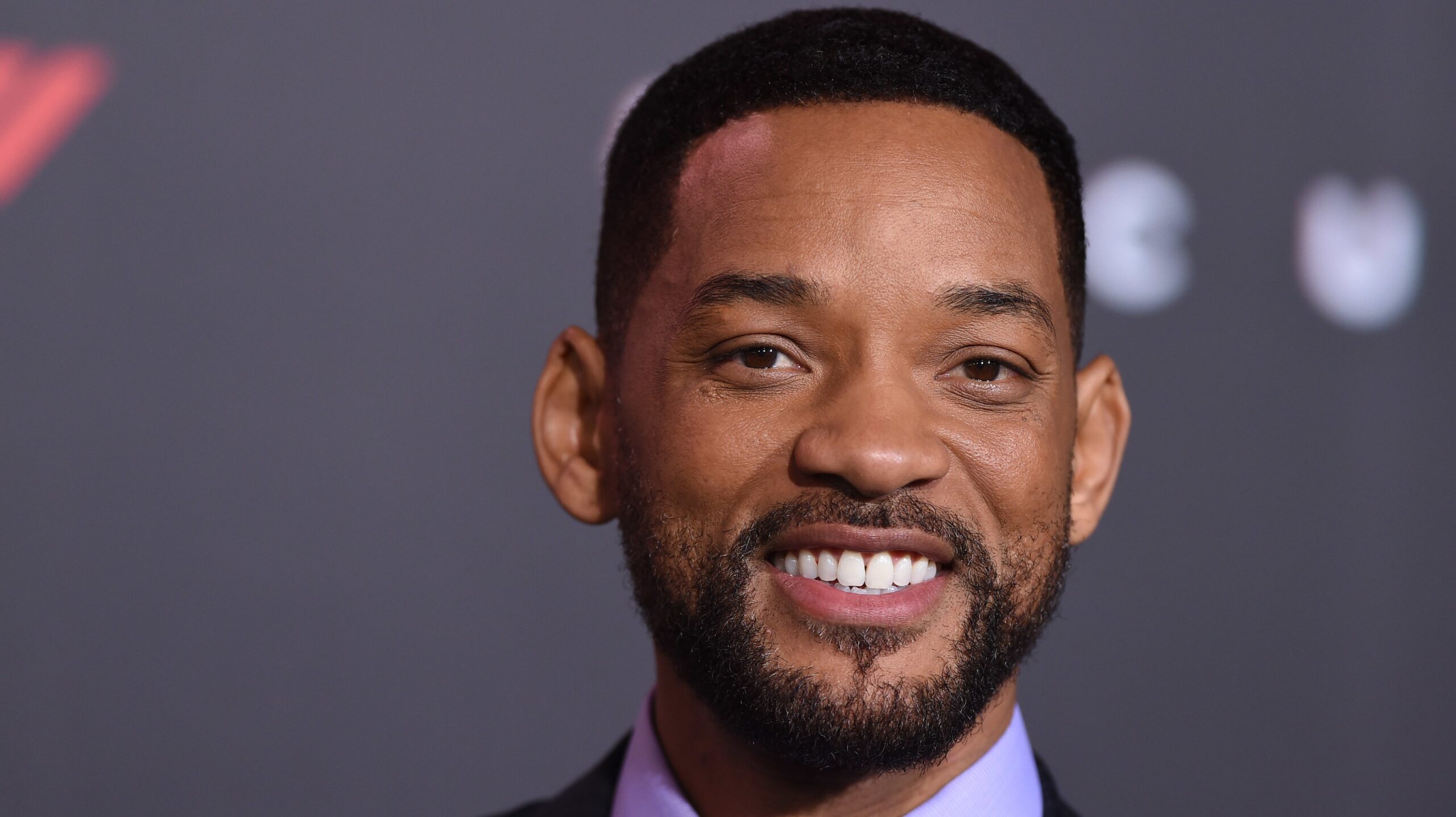 Will Smith revient sur la gifle mise aux Oscars dans une vidéo humoristique