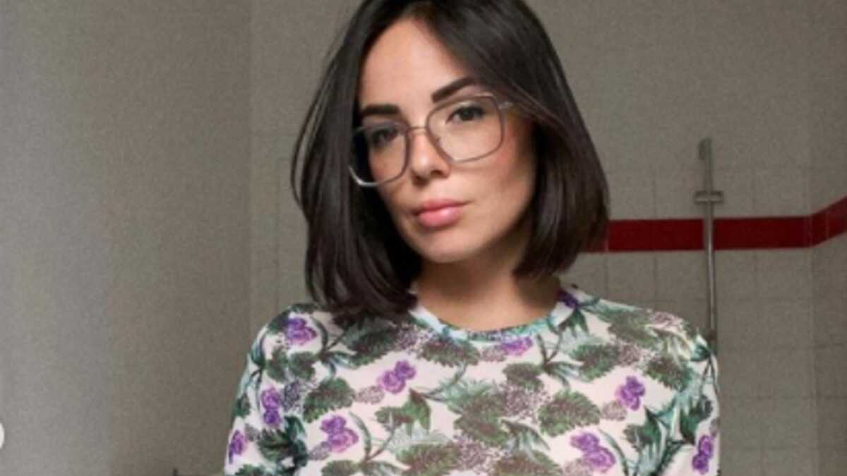 Agathe Auproux accusée d’infidélité par un homme avec lequel elle n’est jamais sortie !