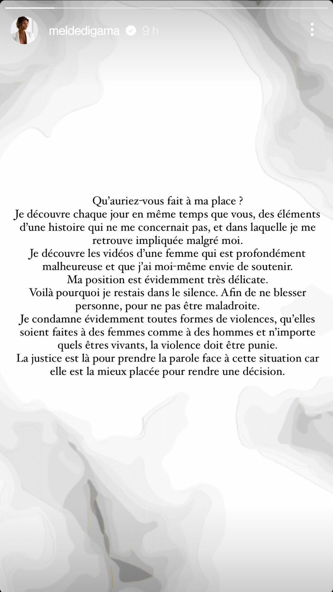 Mélanie Dedigama suite aux preuves d’Hilona contre Julien Bert : "Qu’auriez-vous fait à ma place ?"