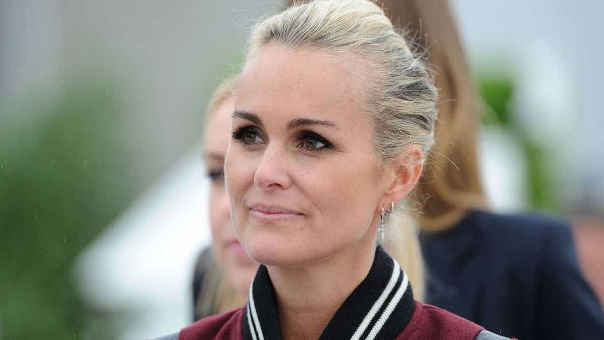 Laeticia Hallyday : sa fille Joy violemment taclée par Kelly Vedovelli, elle sort enfin du silence