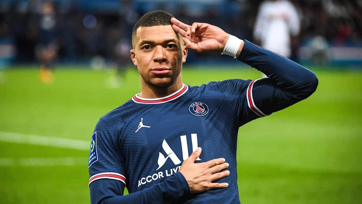 Kylian Mbappé recadre le PSG après l’utilisation de son interview pour une campagne de réabonnement