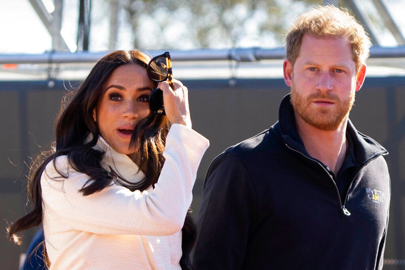 Meghan Markle refuse d’embrasser le prince Harry : cette vidéo gênante pour le duc de Sussex