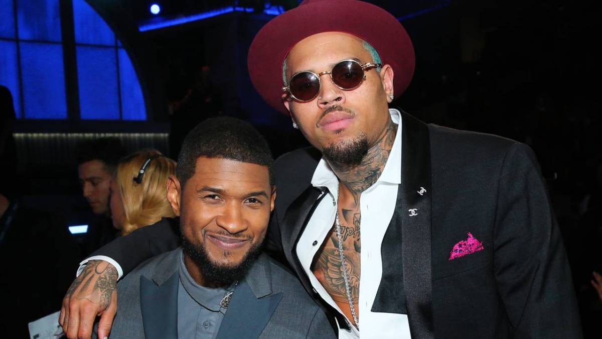 Usher vs Chris Brown : les deux chanteurs en seraient venus aux mains lors d’une soirée