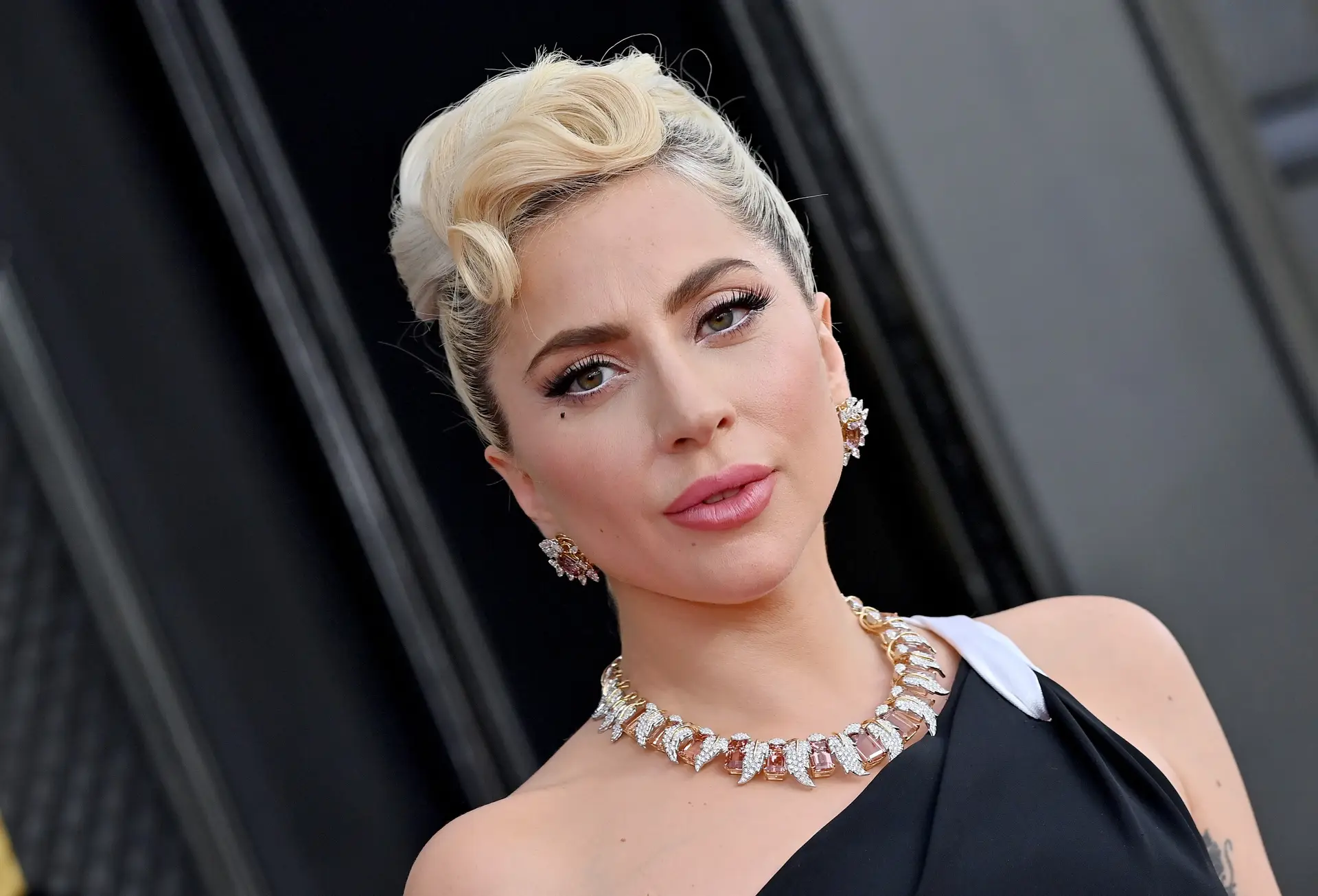 Lady Gaga jugée méconnaissable : cette vidéo qui choque ses fans