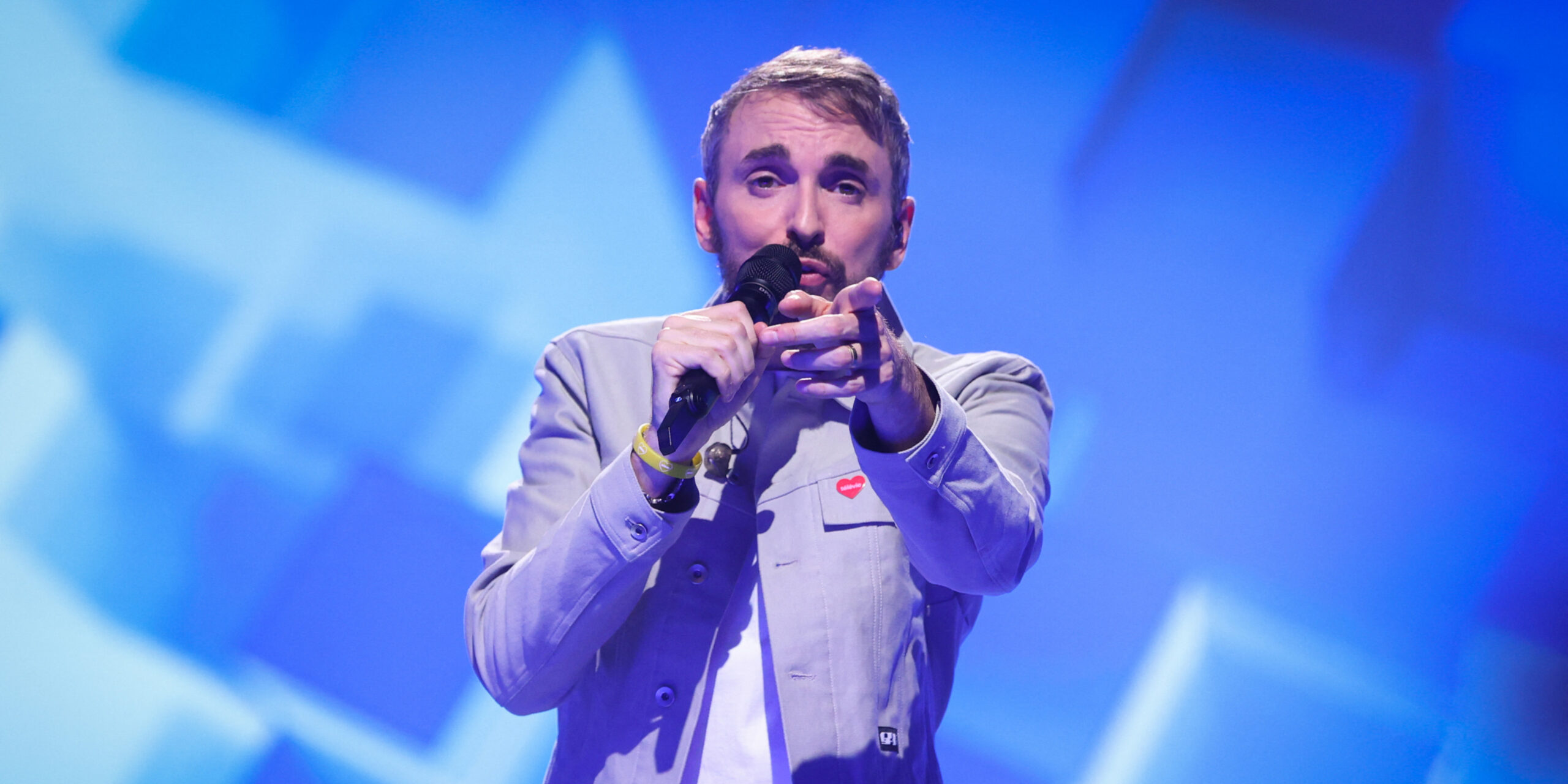 Nouvelle Star : Christophe Willem en couple avec un ancien candidat “J’étais son premier garçon”