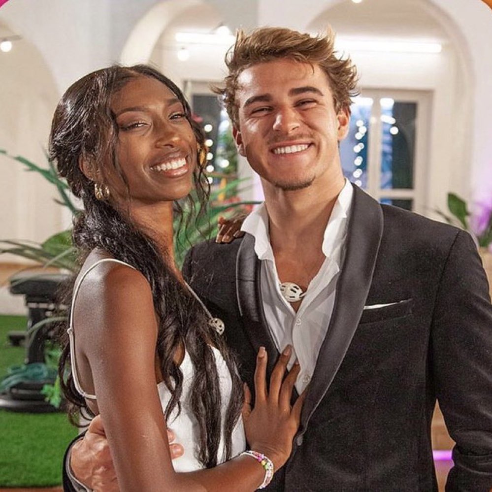 Love Island : Cindy Miranda et Edgar Ulrich au casting de la nouvelle saison des Cinquante ?