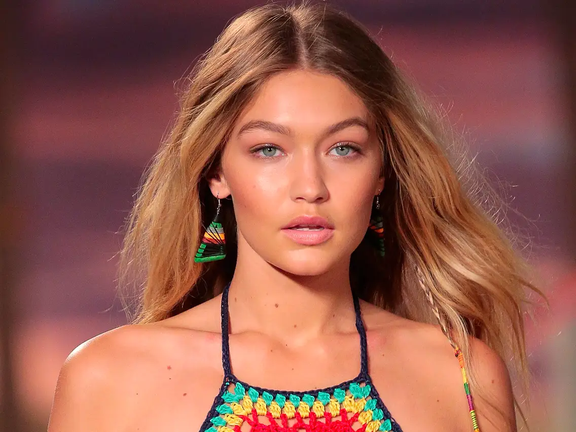 Gigi Hadid en vacances : le mannequin arrêté pour possession de stupéfiants