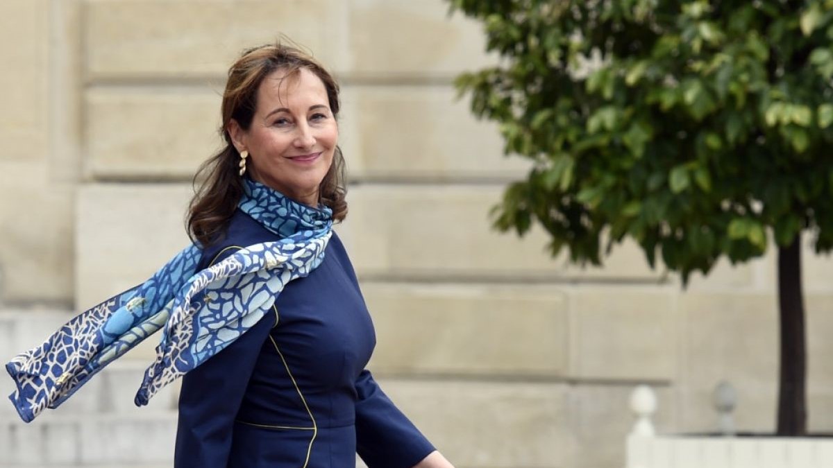 Ségolène Royal répond aux critiques sur son rôle futur dans TPMP : “ Je ne serai pas chroniqueuse”