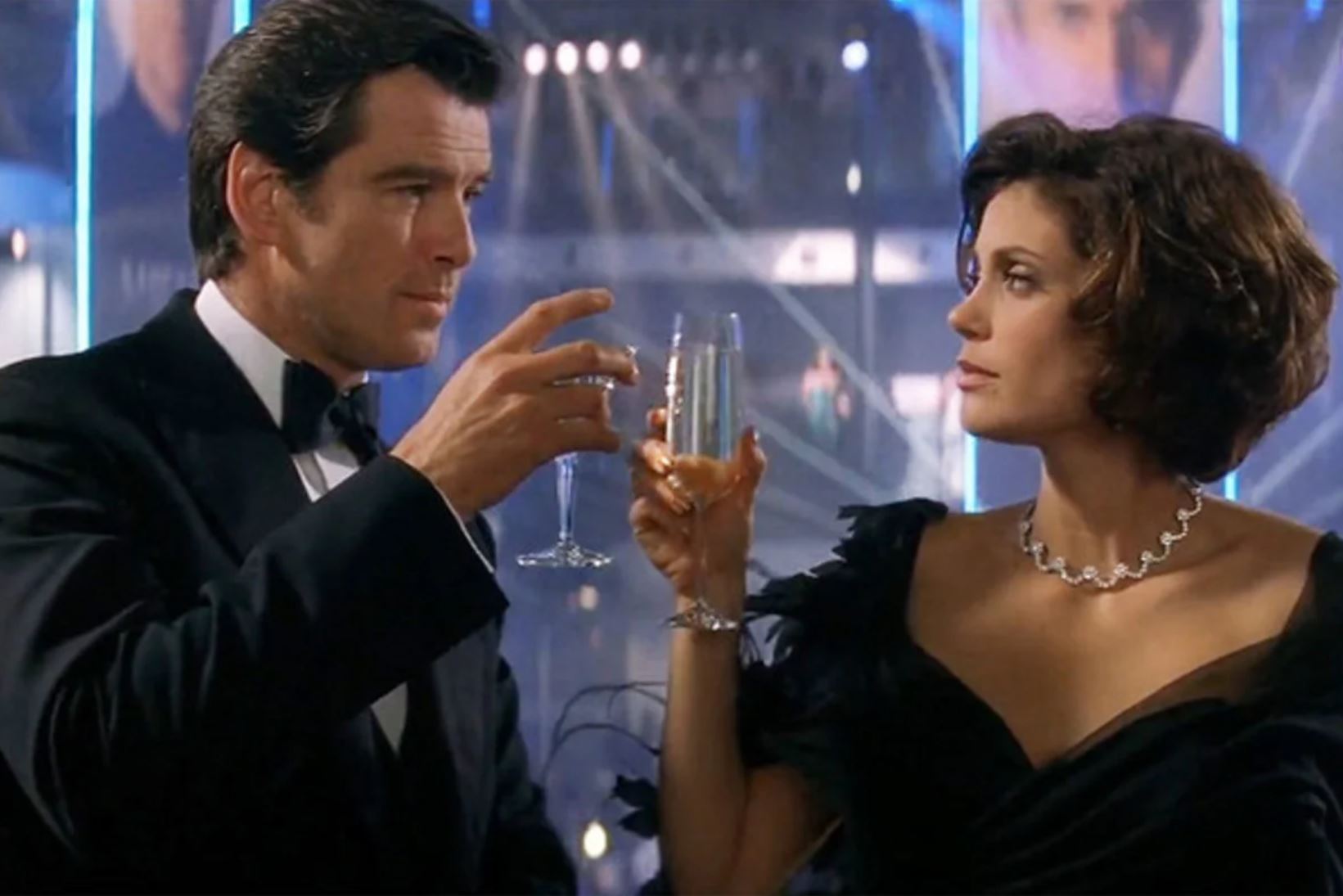 Pierce Brosnan : pourquoi l’acteur s’est-il déjà emporté contre Teri Hatcher ?