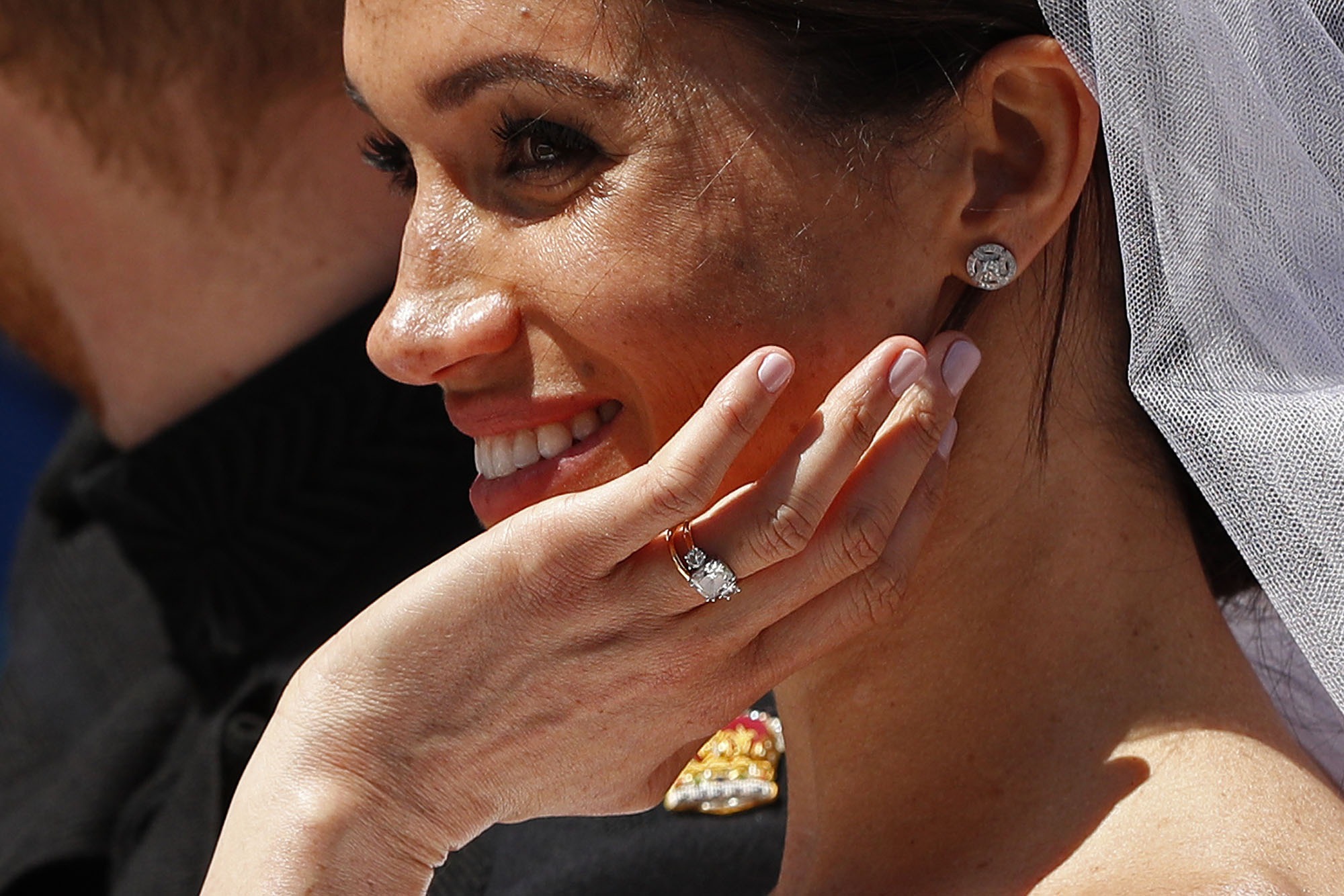 Meghan Markle aperçue sans sa bague de fiançailles, on connaît enfin la vraie raison