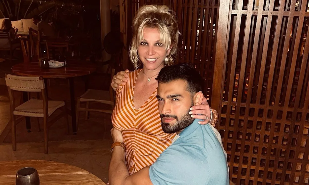 Britney Spears violente envers Sam Asghari ? Il brise le silence