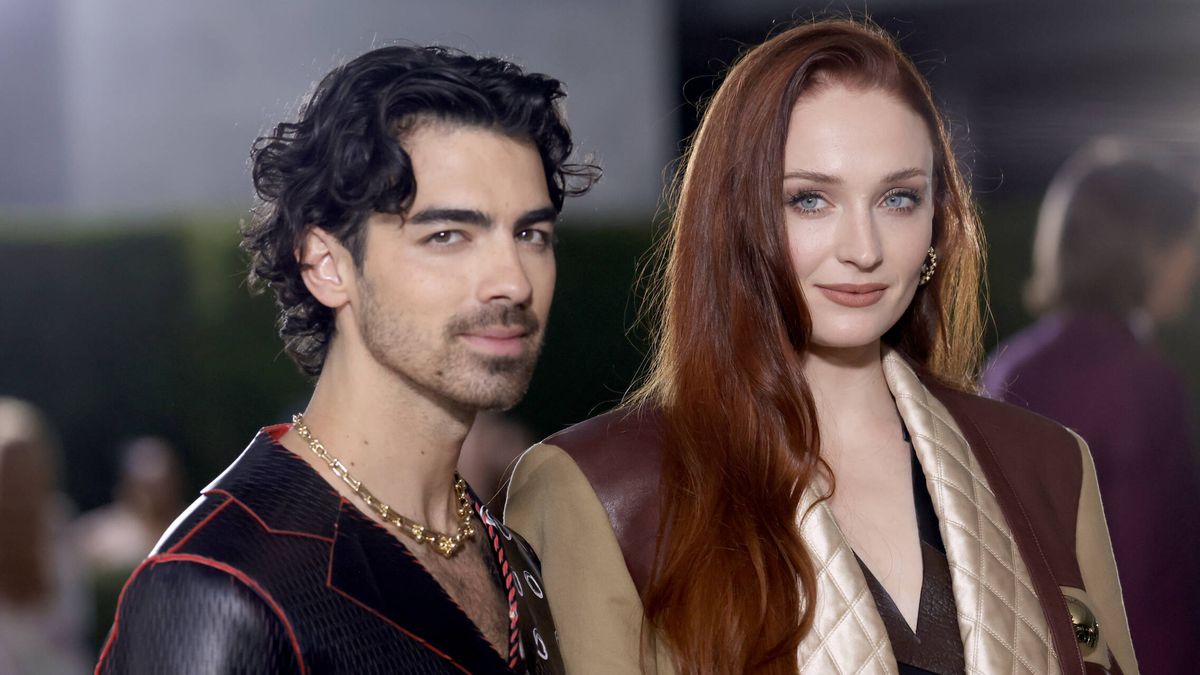 Joe Jonas et Sophie Turner en instance de divorce : le chanteur prend la parole sur scène