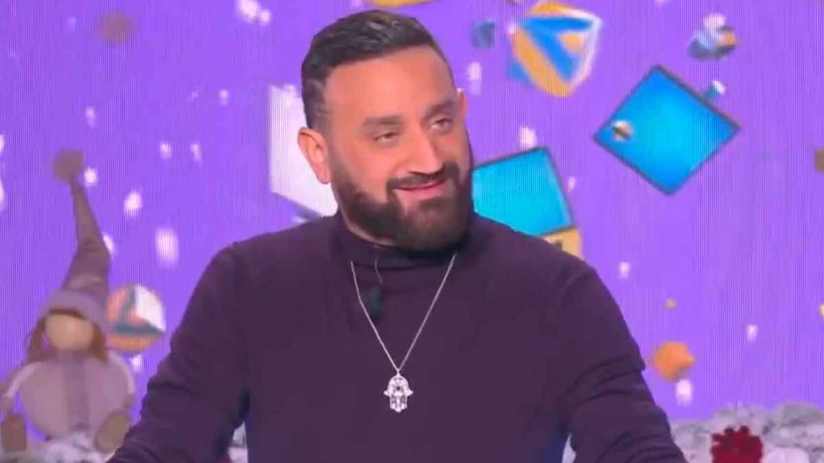 TPMP : Cyril Hanouna en colère contre un journaliste "C'est le chameau qui se moque du bossu"