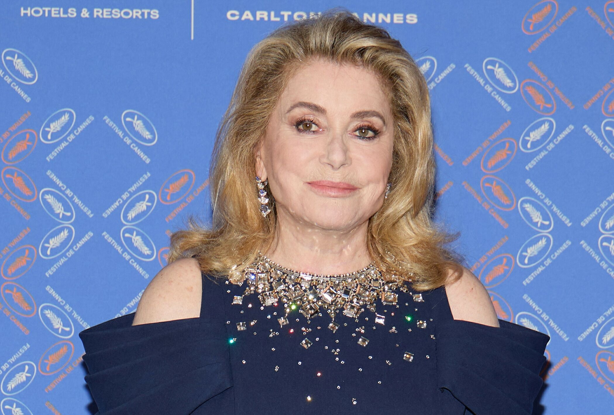 Catherine Deneuve : ses rares confidences sur sa vie amoureuse… "Ce n'était pas fait pour moi"