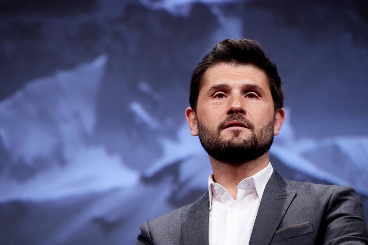 &quot;Je n'en peux plus&quot; : victime d’homophobie, Christophe Beaugrand lance un appel poignant