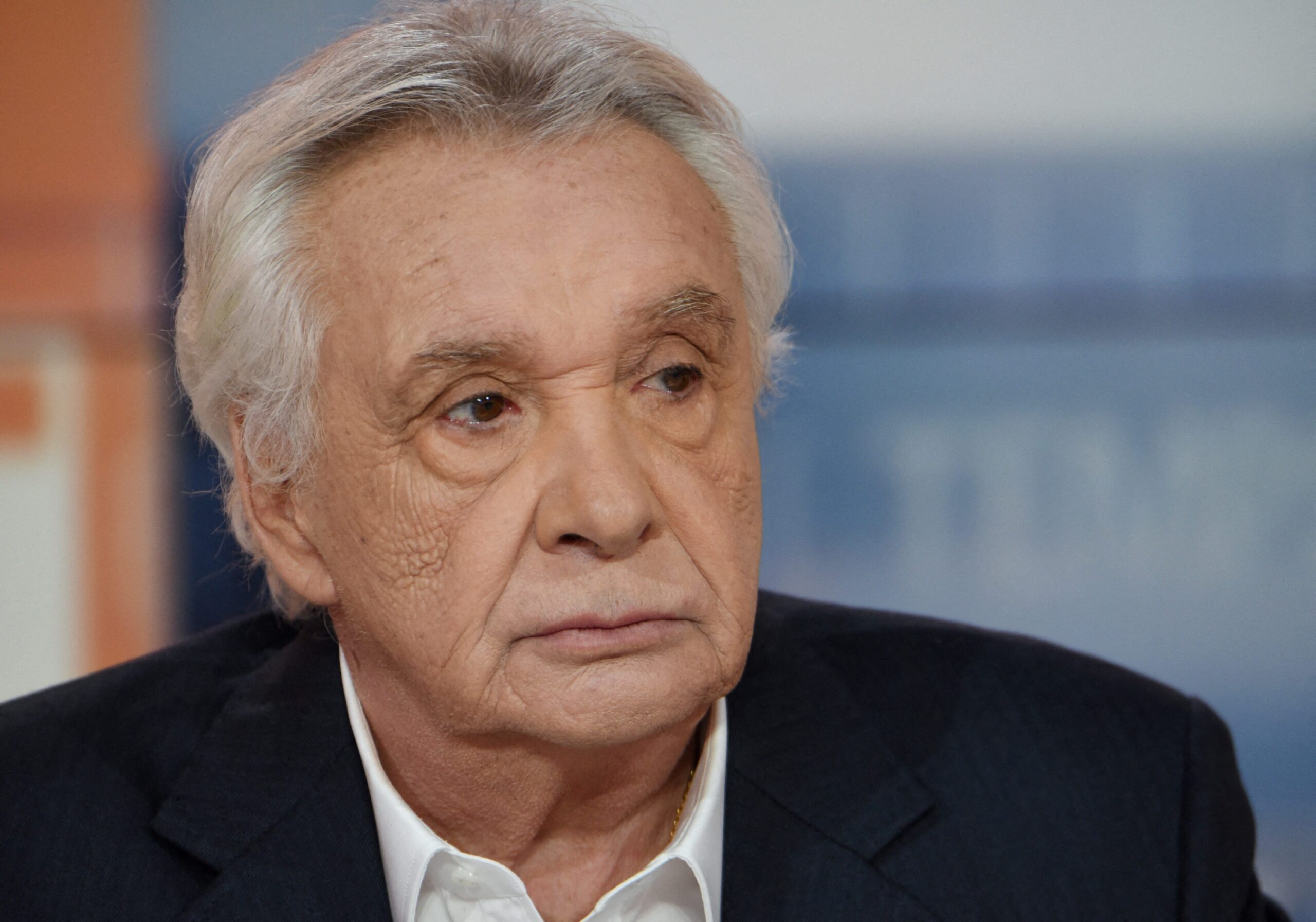 Michel Sardou cash sur le président Emmanuel Macron : &quot;Il est bizarre&quot;