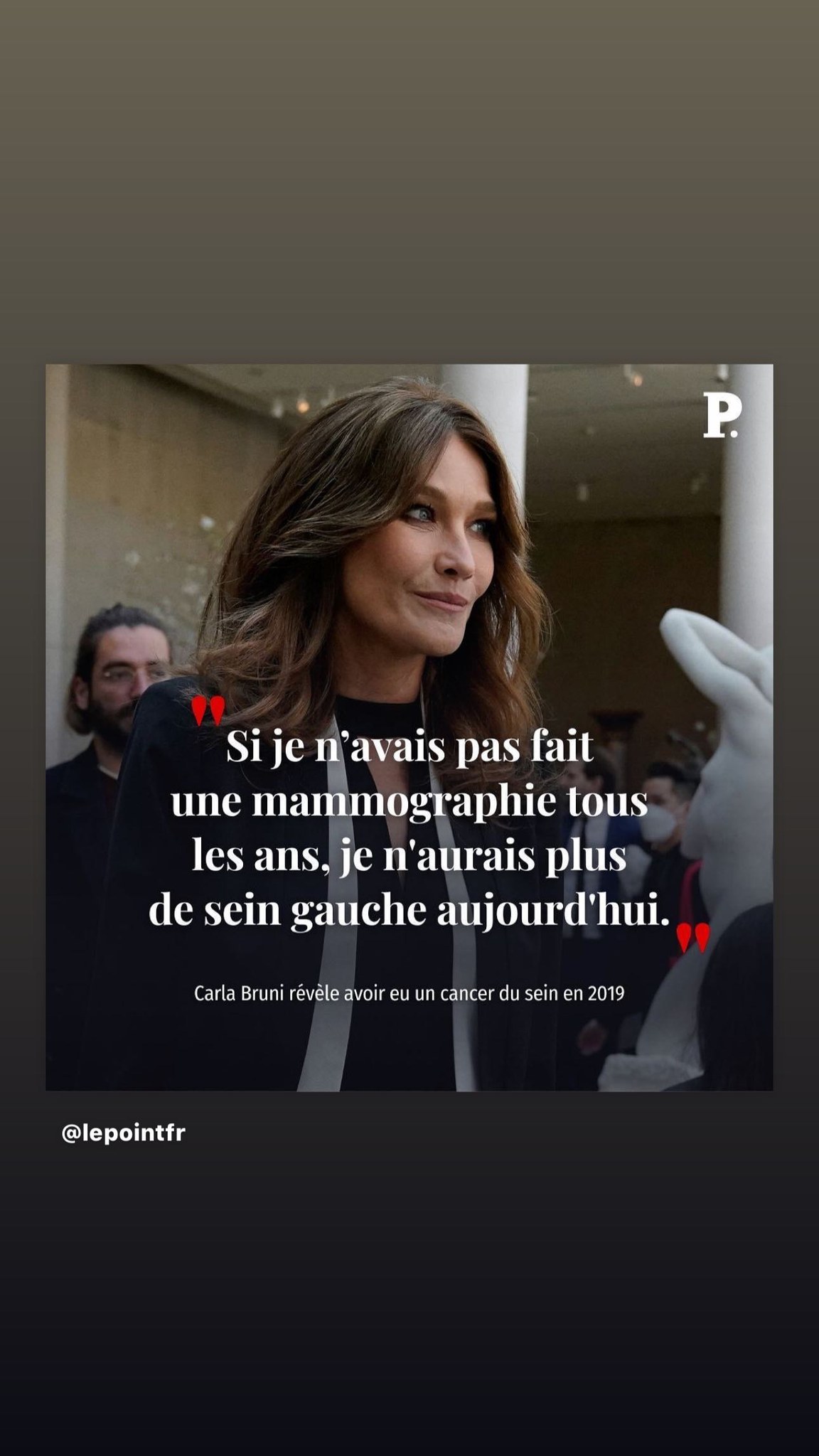 Carla Bruni révèle avoir eu un cancer du sein : "Faites vos mammographies"