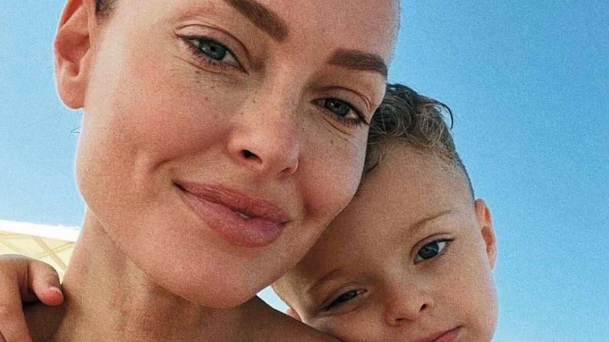 Caroline Receveur atteinte d’un cancer : ce geste attendrissant de Marlon envers sa maman