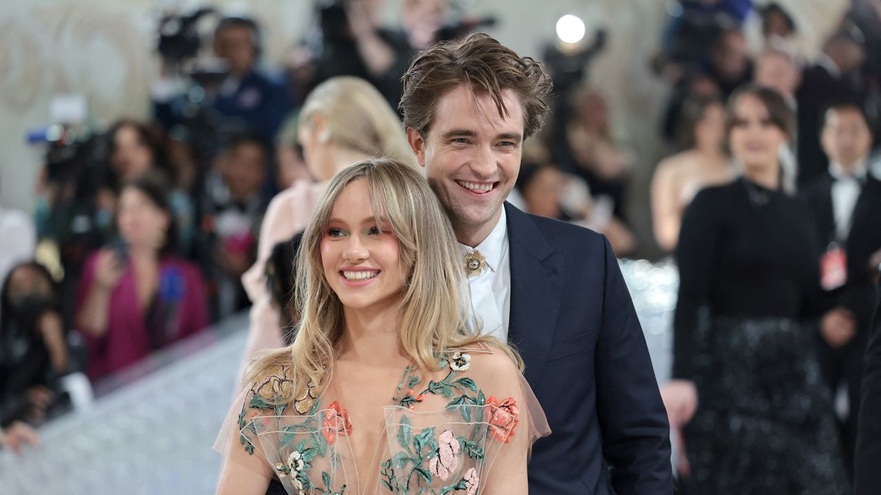 Robert Pattinson : sa compagne, Suki Waterhouse, officialise sa grossesse