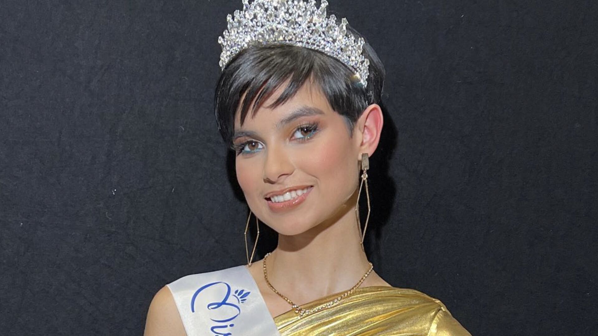 Miss France 2024 : Eve Gilles (Miss Nord-Pas-de-Calais 2023) a remporté le concours