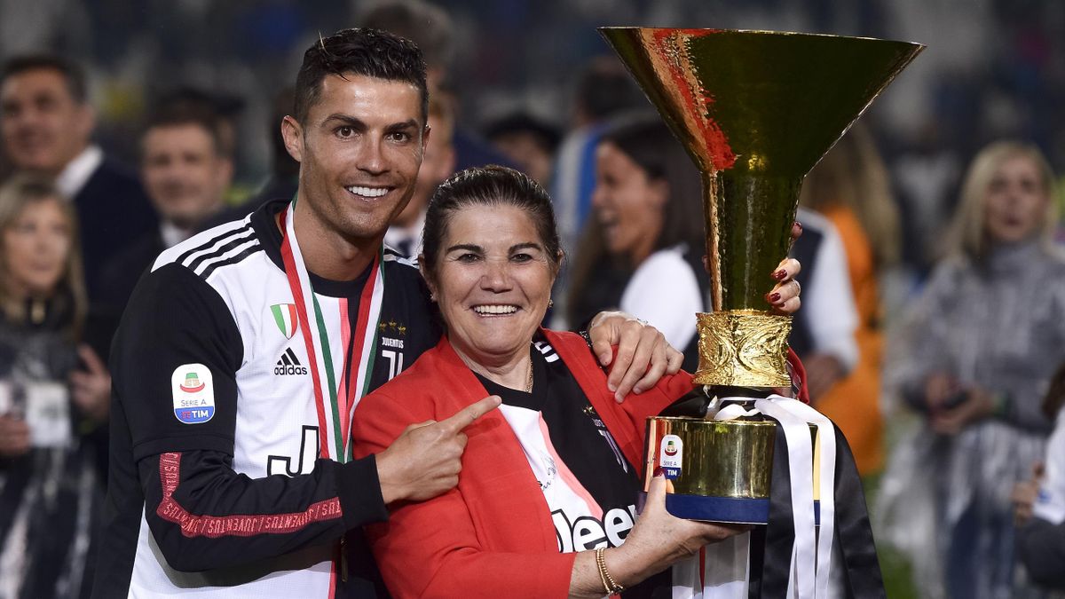 Cristiano Ronaldo : découvrez son incroyable cadeau pour l’anniversaire de sa mère