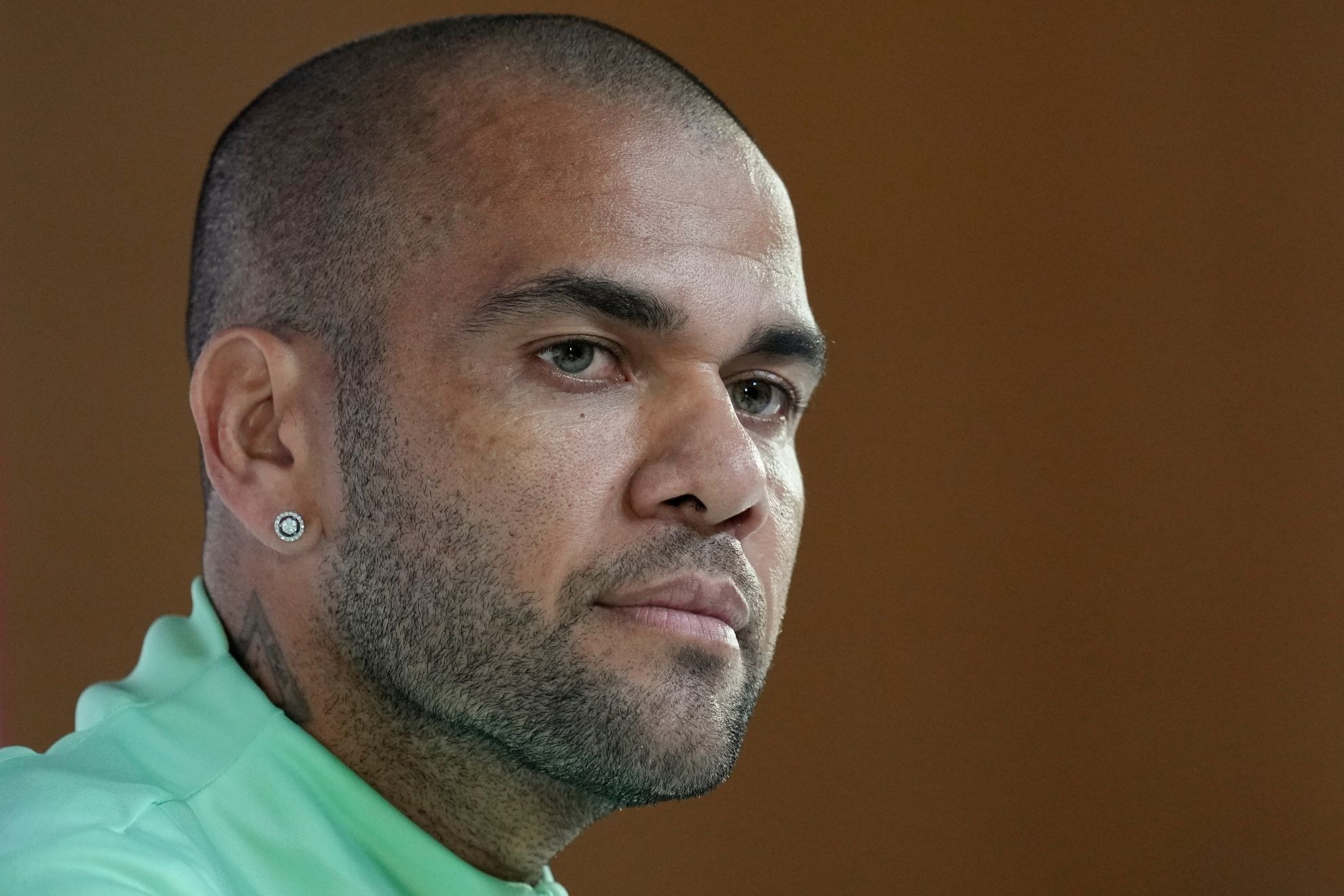 Dani Alves sort de prison : le footballeur organise "une fête jusqu'à 5h du matin"