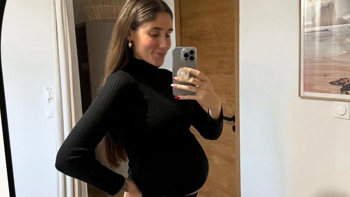 Jesta Hillmann enceinte se confie sur sa prise de poids : "Je ne me prive de rien"