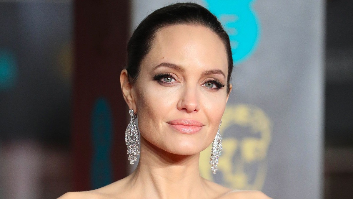 Angelina Jolie accuse Brad Pitt de vouloir la détruire financièrement !