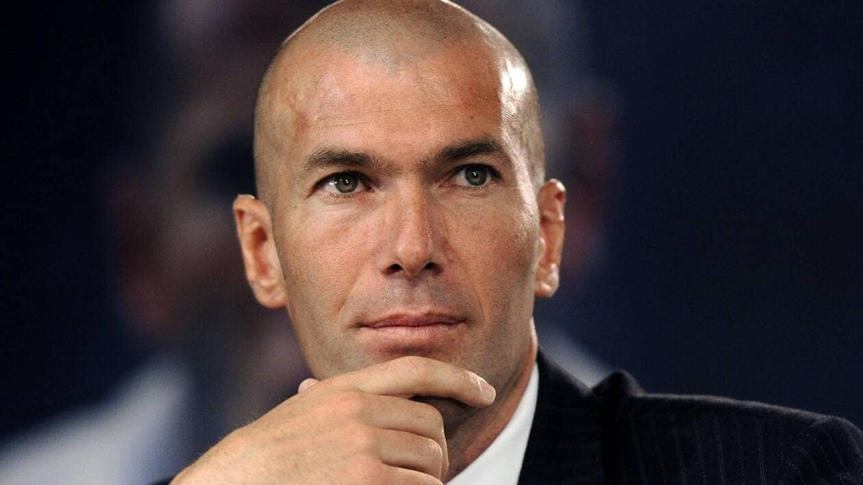 Benjamin Castaldi revient sur ce jour où il a blessé Zinédine Zidane : "Une plaie de 15 cm…"