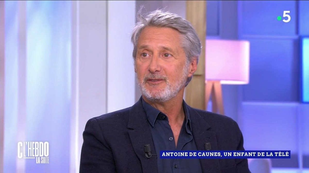 Antoine de Caunes se confie sur sa relation &quot;chimique&quot; avec Philippe Gildas : &quot;Il m’a aidé&quot;