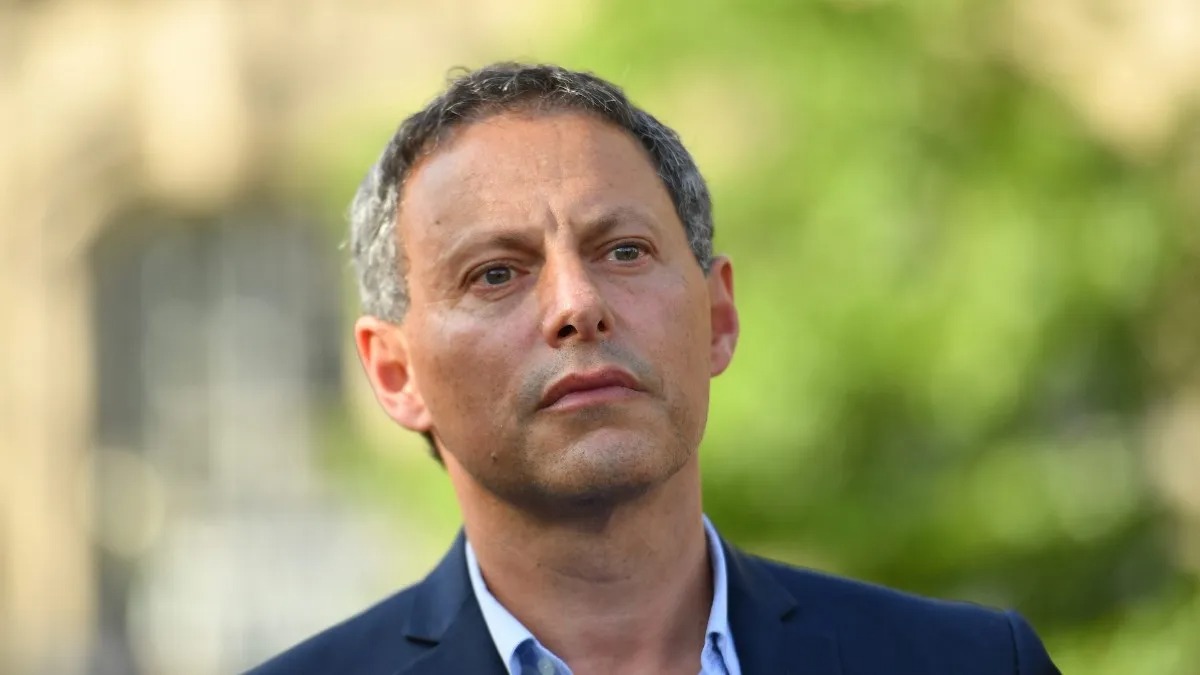 Marc-Olivier Fogiel quitte BFMTV, l’identité de son remplaçant dévoilée