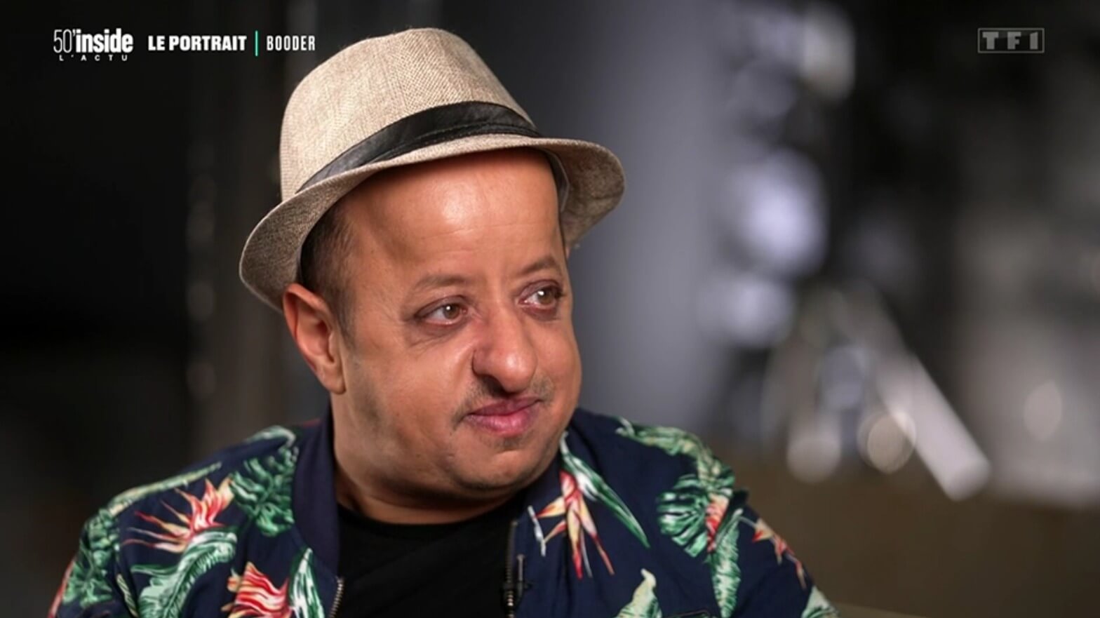 Booder : ses confidences poignantes sur son enfance, &quot;Il a dit à ma mère que je ne passerai pas l'hiver&quot;
