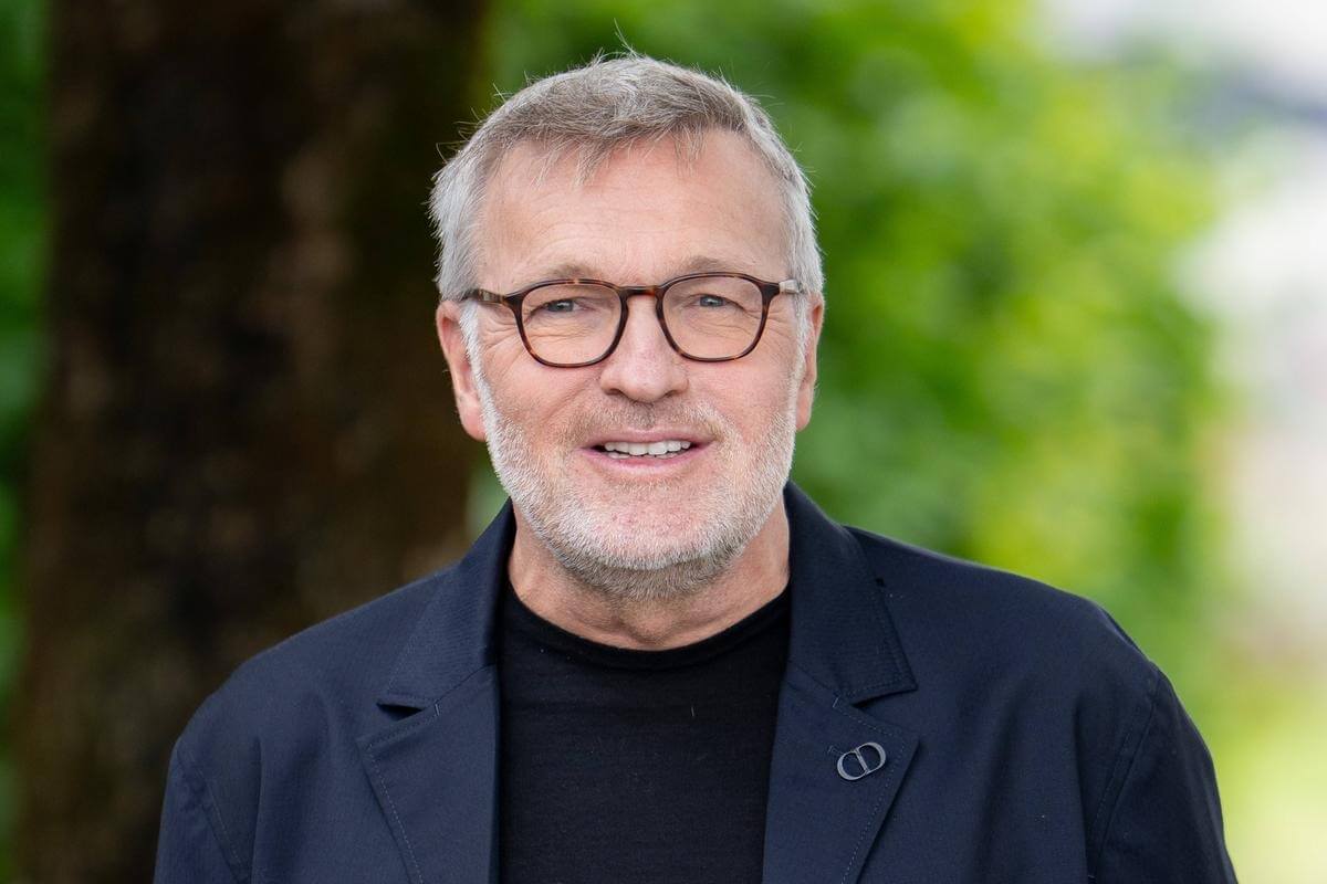 Laurent Ruquier séparé d'Hugo Manos et prêt à se remettre en couple ? &quot;Un premier rendez-vous charmant&quot;