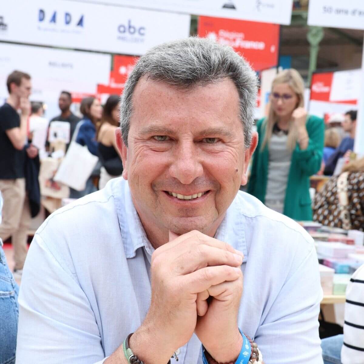 Pascal Bataille : son récit déchirant sur le suicide de son père, "Il m'avait envoyé une lettre"