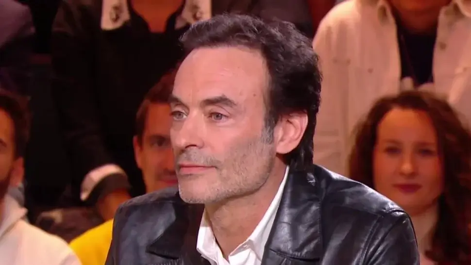 Alain Delon : Anthony Delon évoque le deuxième testament de son père &quot;Un déni de paternité&quot;