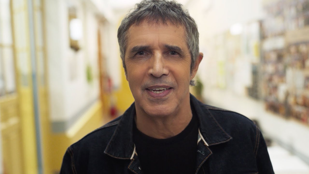 Julien Clerc, père adoptif de la fille de Patrick Dewaere : &quot;Il tenait à ne pas avoir d'enfants&quot;