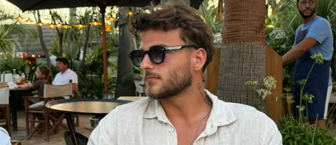 Simon Castaldi réagit à l'annonce de la mort de Werenoi : &quot;C'est pareil quand mon père a été hospitalisé&quot;