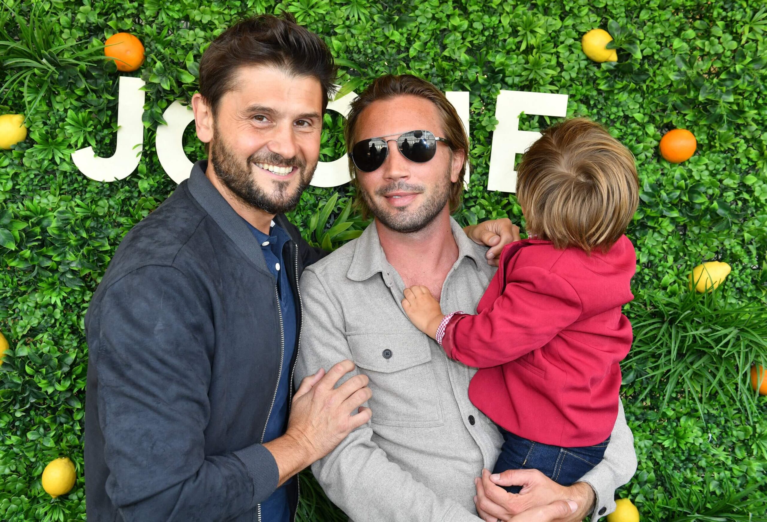 Christophe Beaugrand garde un lien fort avec la mère porteuse de son fils : &quot;Il reste très équilibré…&quot;