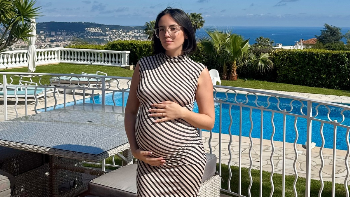 Agathe Auproux enceinte, elle angoisse pour son bébé : &quot;Il faut qu’on ait un chez nous très vite&quot;