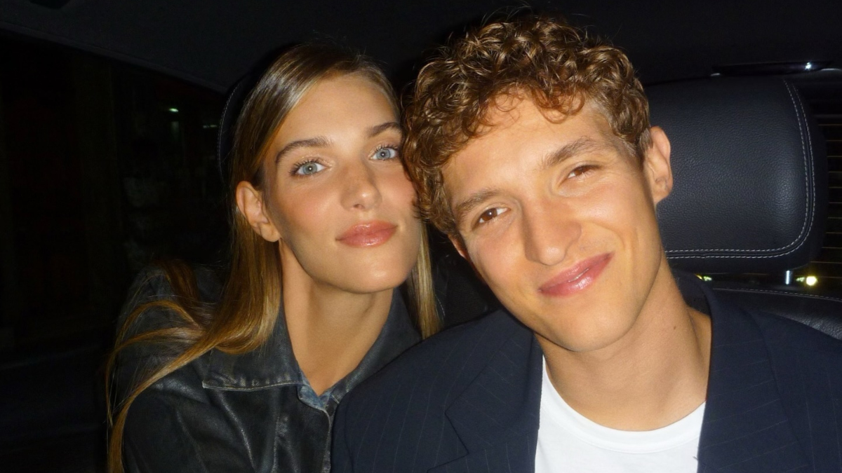Charlotte Cardin sur son couple avec Aliocha Schneider : &quot;un mode de vie qui n’est pas standard&quot;